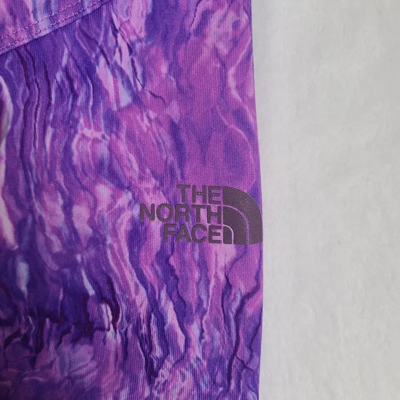 The North Face Motus Capri Active Leggings Womens Size XL - Purple Flashdry - Picture 3 of 9